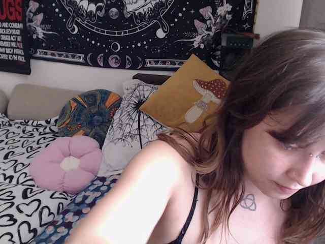 RacyRoby webcam