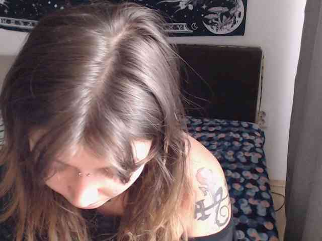 RacyRoby webcam