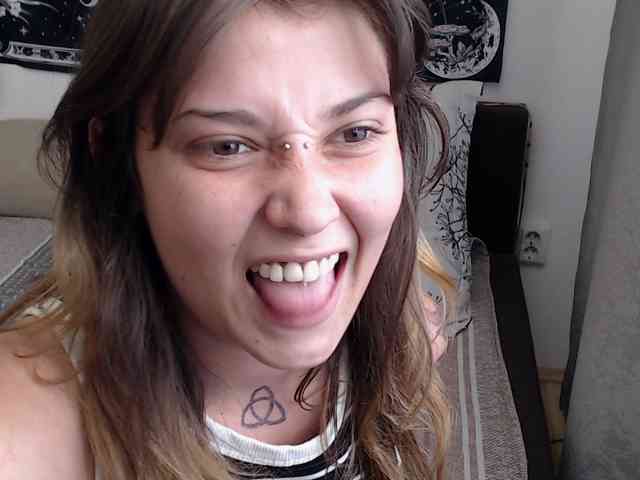 RacyRoby webcam