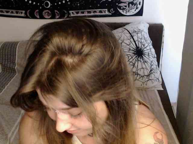 RacyRoby webcam