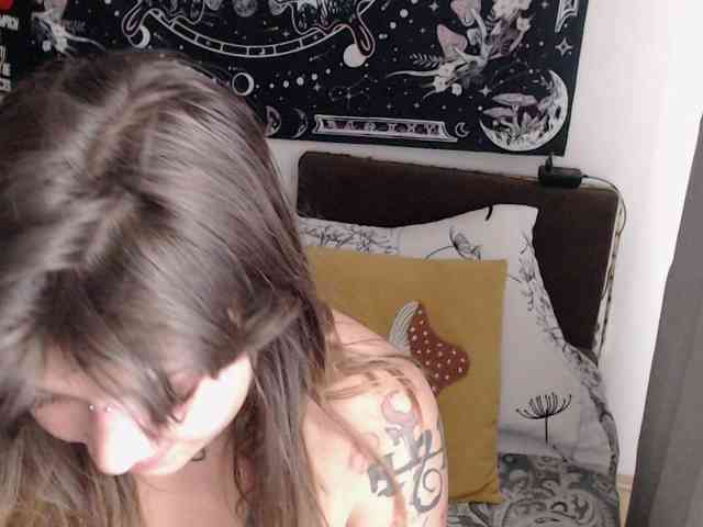 RacyRoby webcam