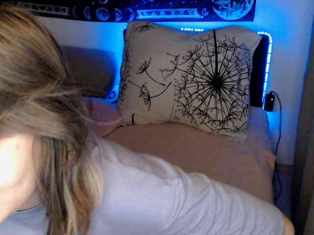 RacyRoby webcam