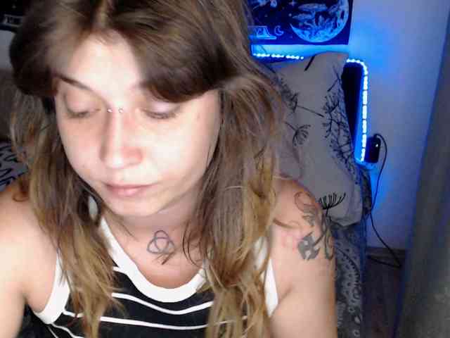 RacyRoby webcam