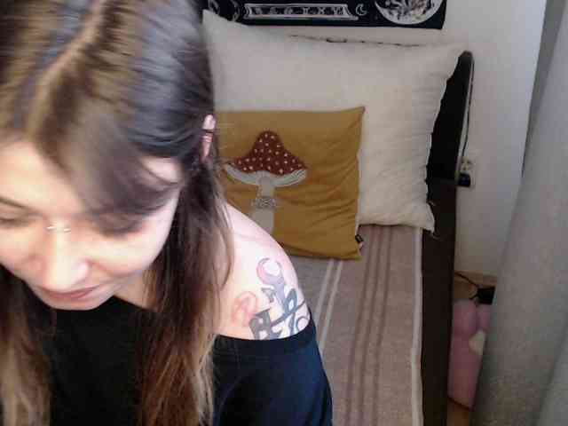 RacyRoby webcam