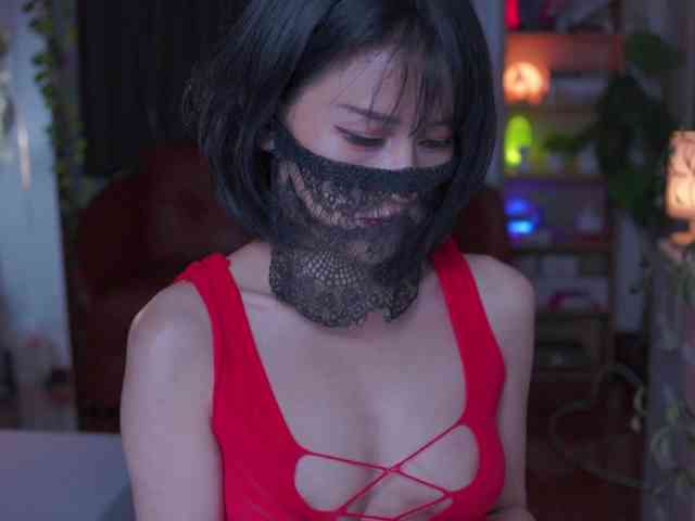 chat cam to cam Kirenie