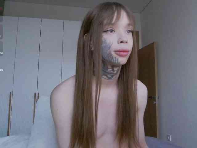 Tanya-M Live Webcam on BongaCams