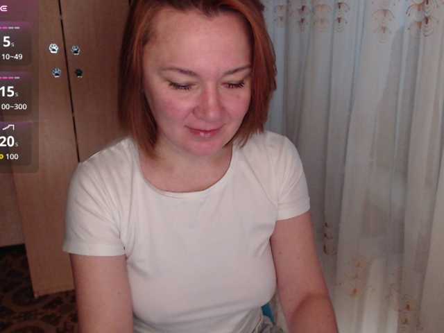 Julia99 live cam