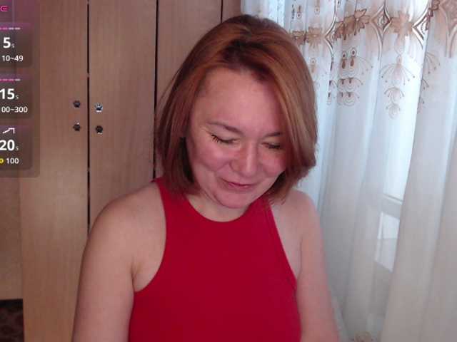Julia99 live cam preview