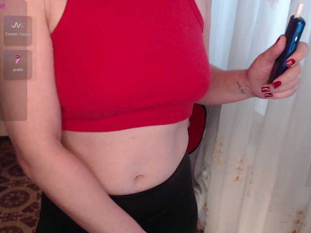 Julia99 live cam preview