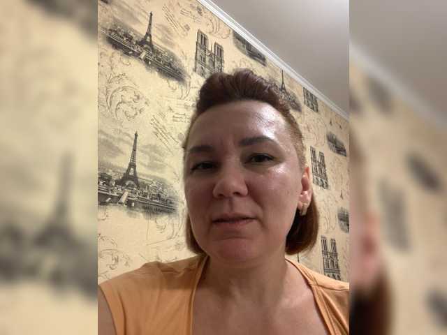 Julia99 live cam on BongaCams