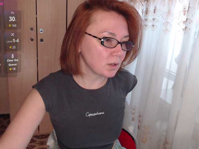 Julia99 live cam preview