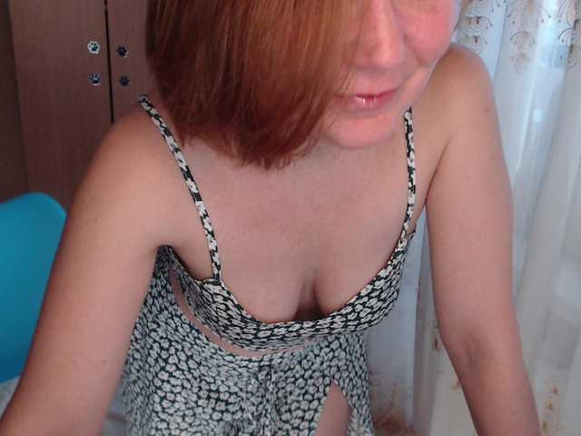 Julia99 live cam on BongaCams