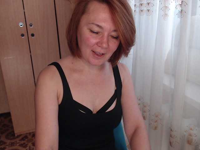 Julia99 live cam on BongaCams