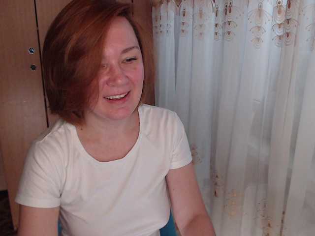 Julia99 live cam on BongaCams