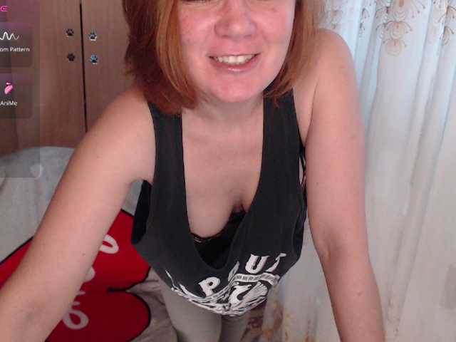 le modèle Julia99 est en webcam porno dans un show sur le site bongacams, il possède les tags suivants: White/Caucasian,Redhead,Trimmed