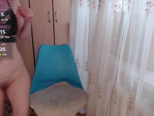 Julia99 webcam
