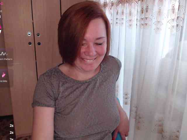 Julia99 webcam