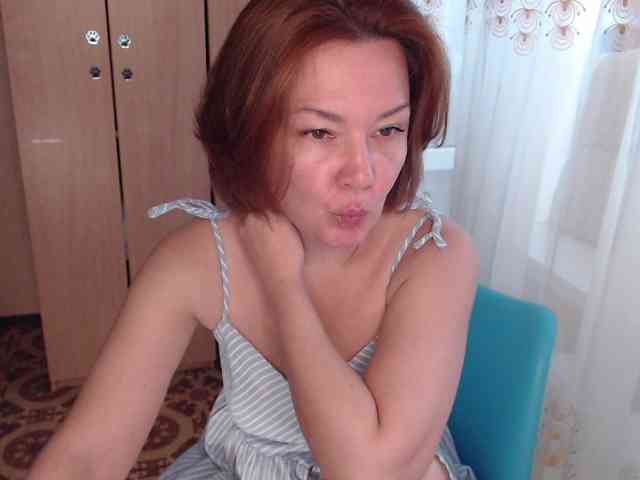 Julia99 webcam