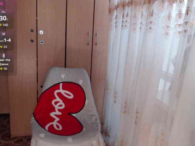 Julia99 webcam