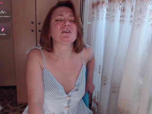 Julia99 webcam
