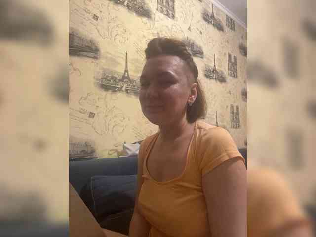 Julia99 webcam