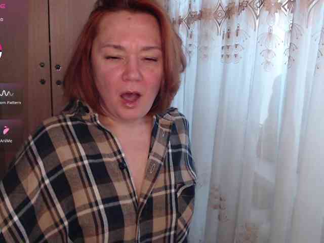 Julia99 webcam
