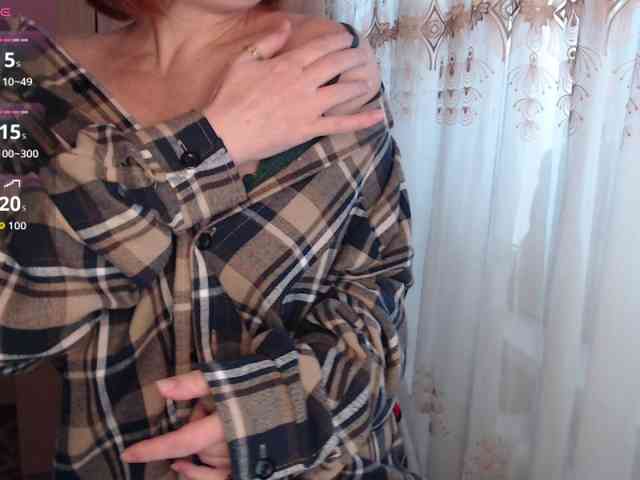 Julia99 webcam