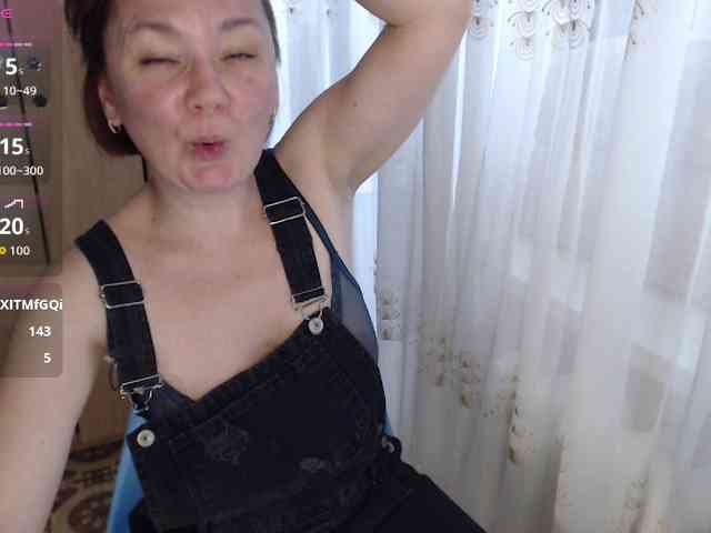 Julia99 webcam