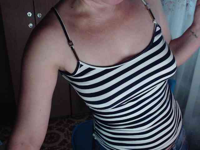 Julia99 webcam