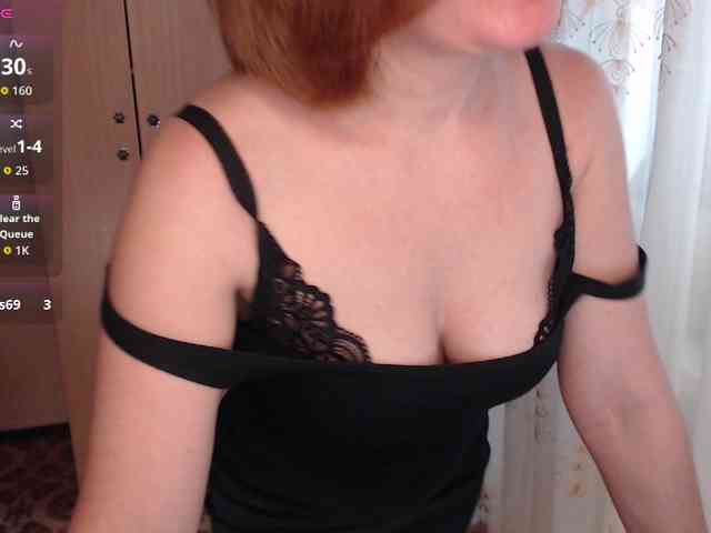 Julia99 webcam