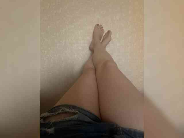 Julia99 webcam