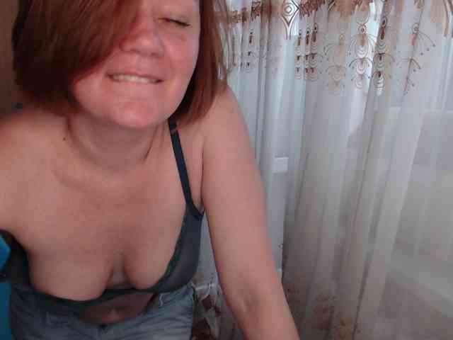 Julia99 webcam