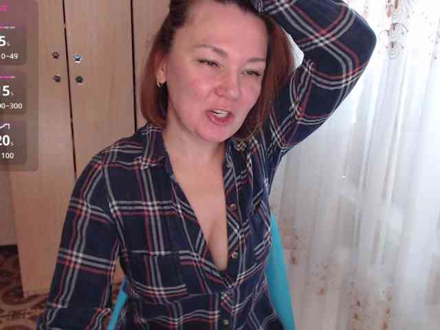 Julia99 webcam