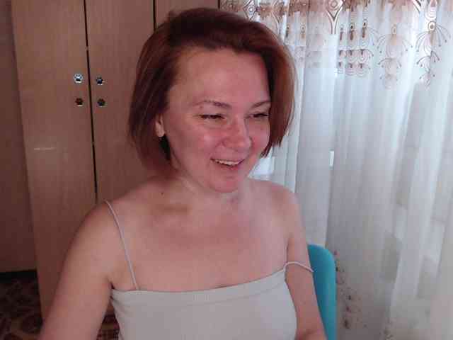 Julia99 Live Webcam on BongaCams