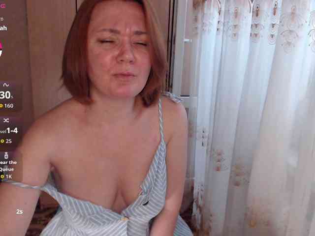 Julia99 webcam