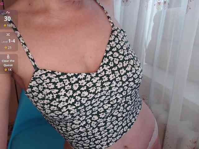 Julia99 webcam