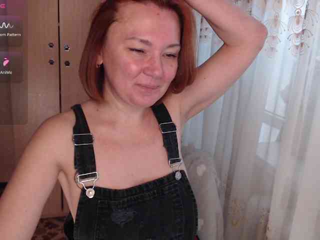 Вебкам-шоу Julia99
