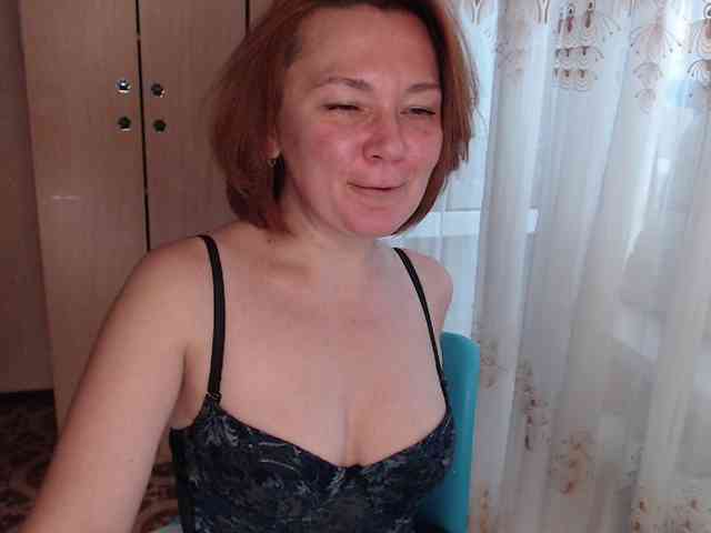 Julia99 Live Webcam on BongaCams