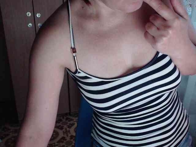 Julia99 webcam