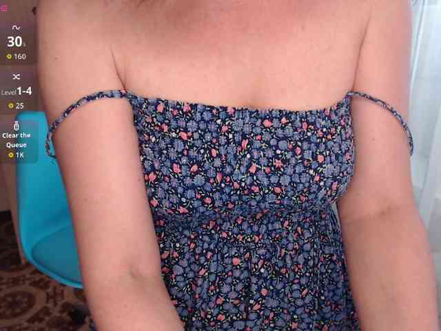 Julia99 webcam