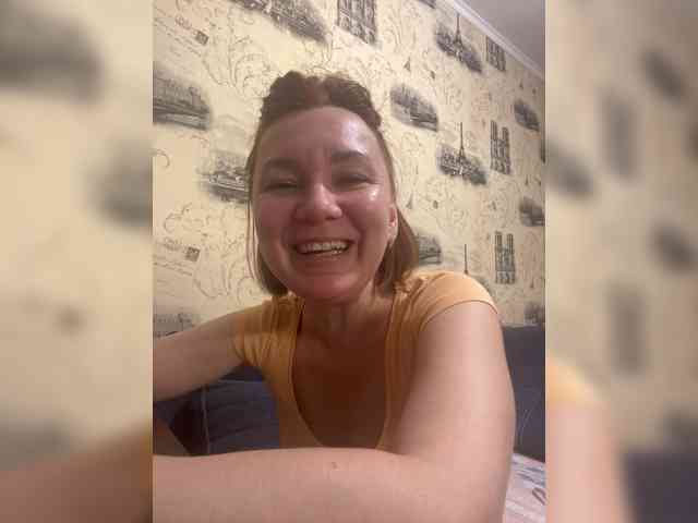 Julia99 webcam