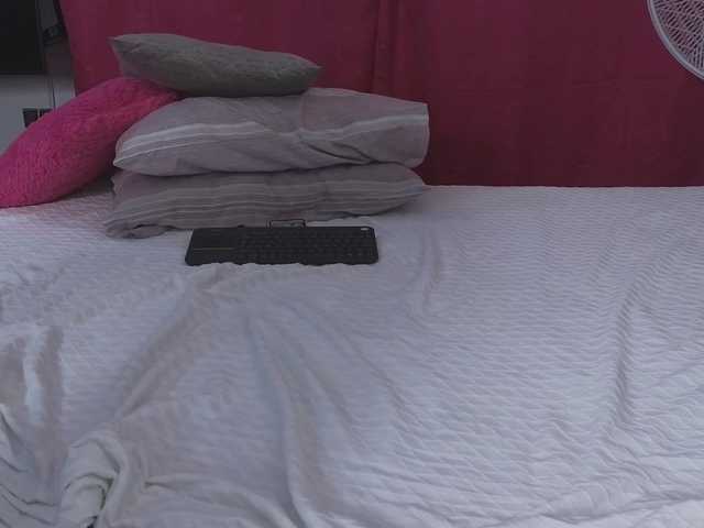 Tatiana-Blare live webcam show