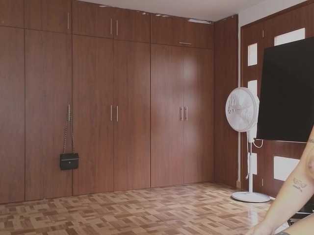 Tatiana-Blare live cam on BongaCams