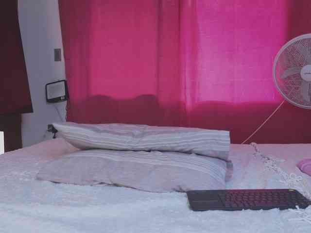 Tatiana-Blare webcam