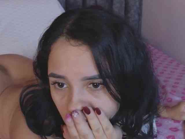 Tatiana-Blare webcam