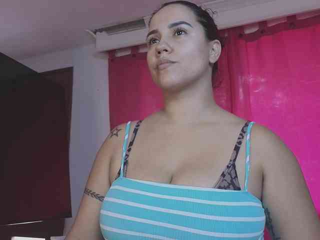 Tatiana-Blare webcam