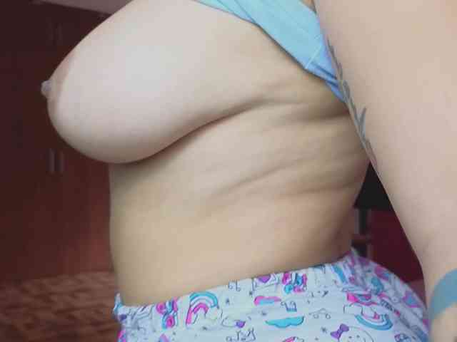 Tatiana-Blare webcam