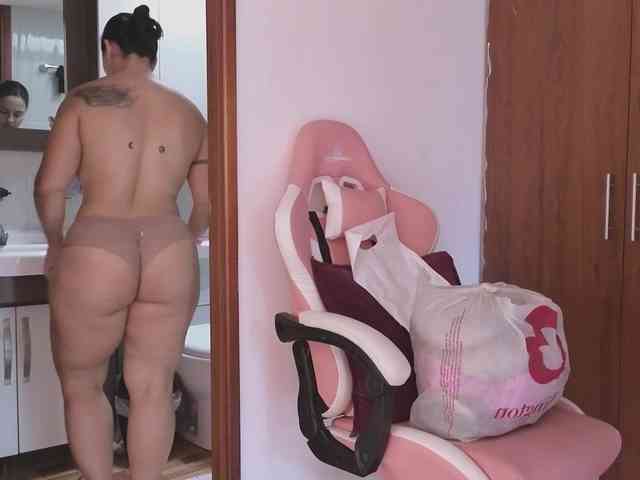 Tatiana-Blare webcam