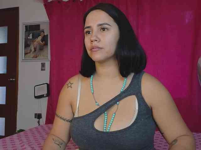 Tatiana-Blare webcam