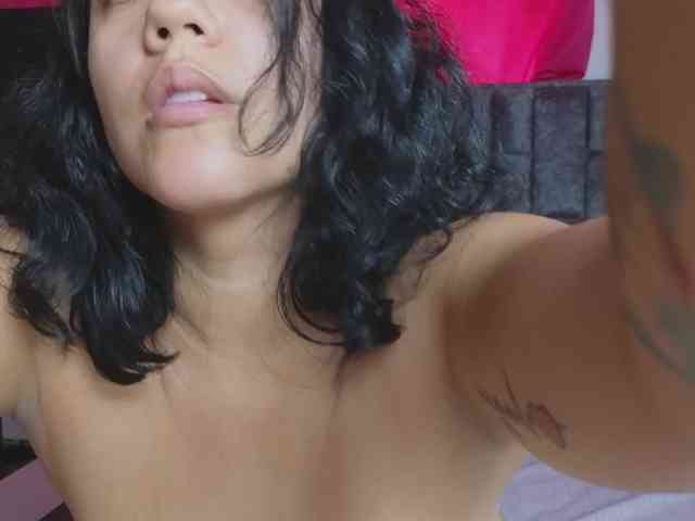 Tatiana-Blare webcam